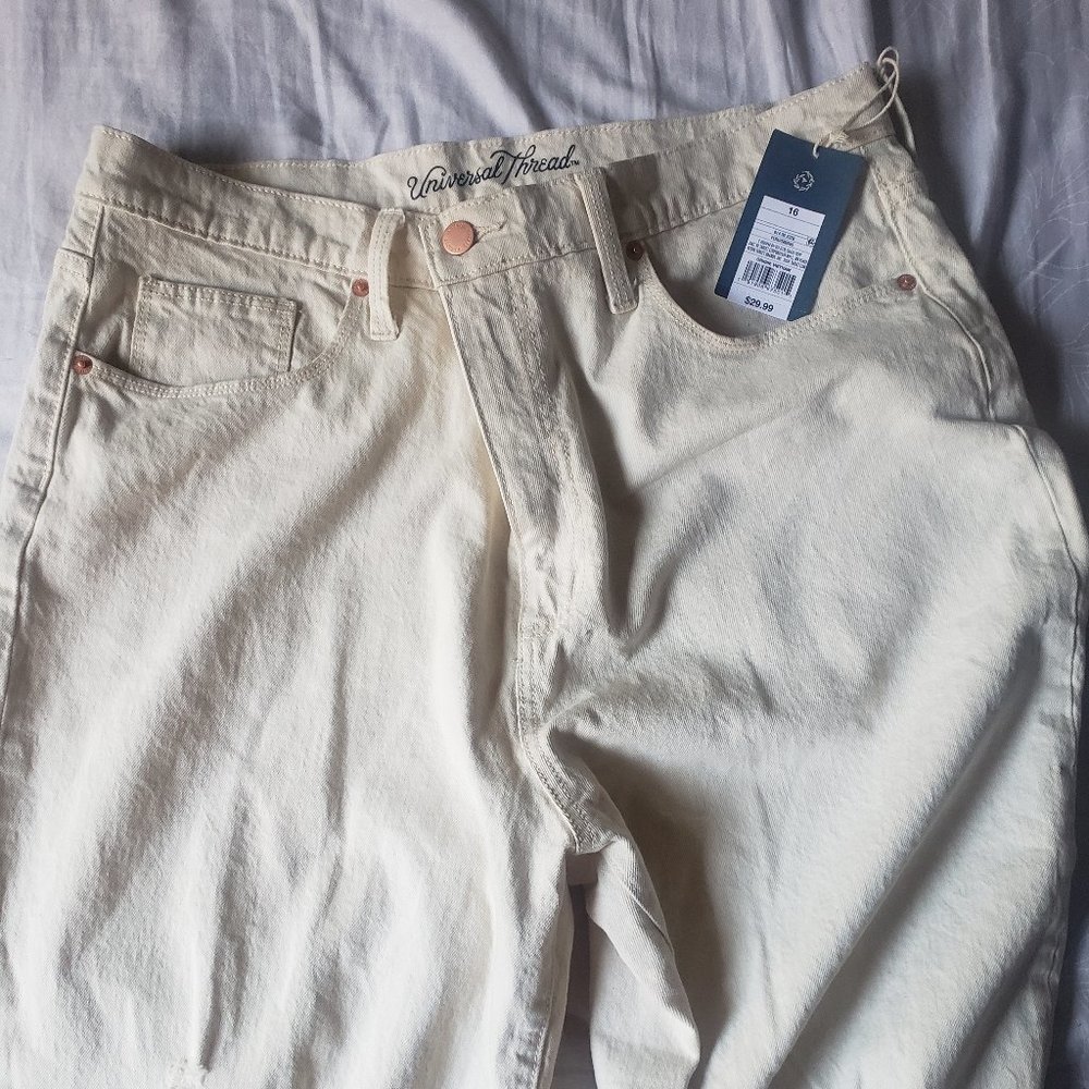 NWT Universal Thread White distressed denim